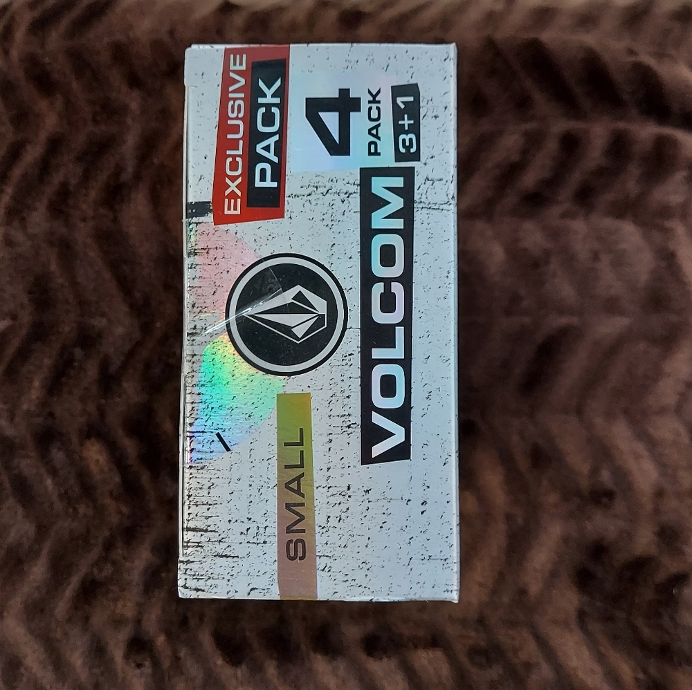 4-Pack Volcom Boxer Briefs - Picture 3 of 4